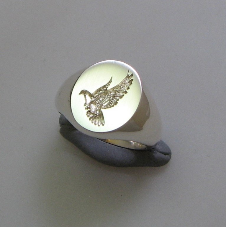 Dove, bird crest engraved signet ring