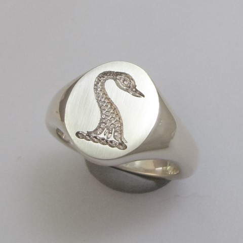 Swan's head and neck seal engraved signet ring