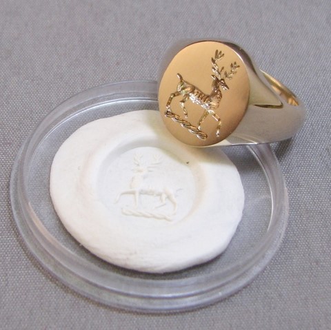 Stag crest signet ring